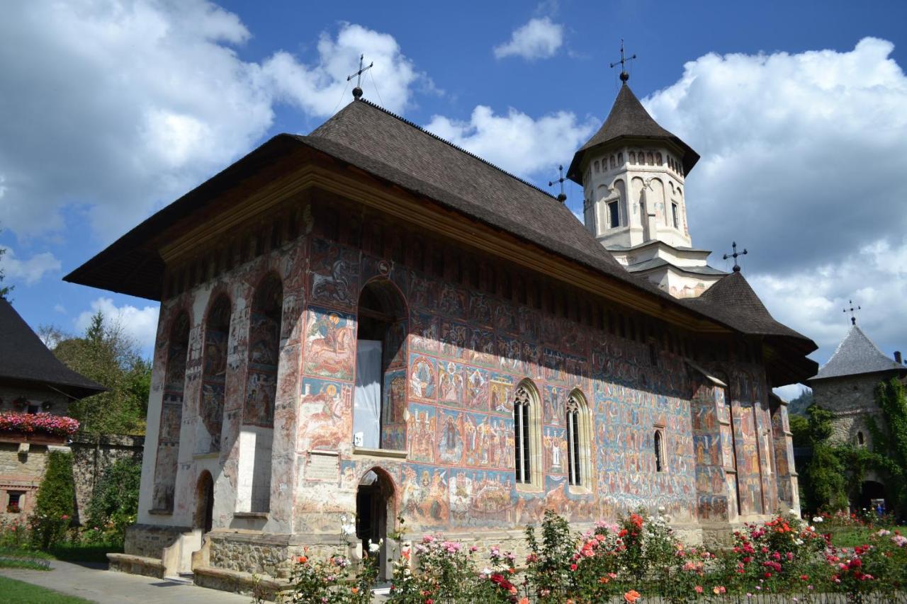 Pensiunea Casa Fierarul din Bucovina Vatra Moldoviţei Exterior foto