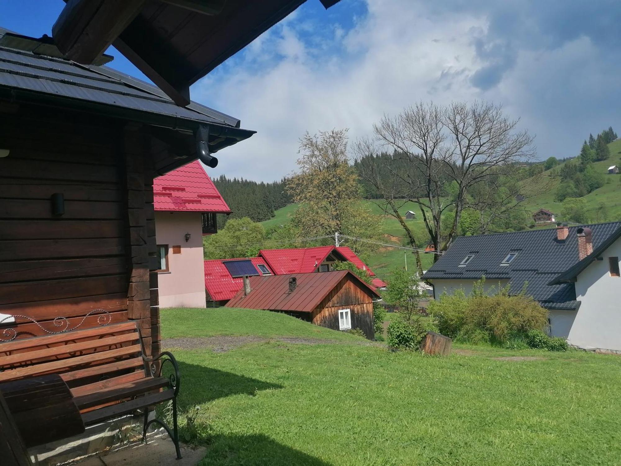 Pensiunea Casa Fierarul din Bucovina Vatra Moldoviţei Exterior foto