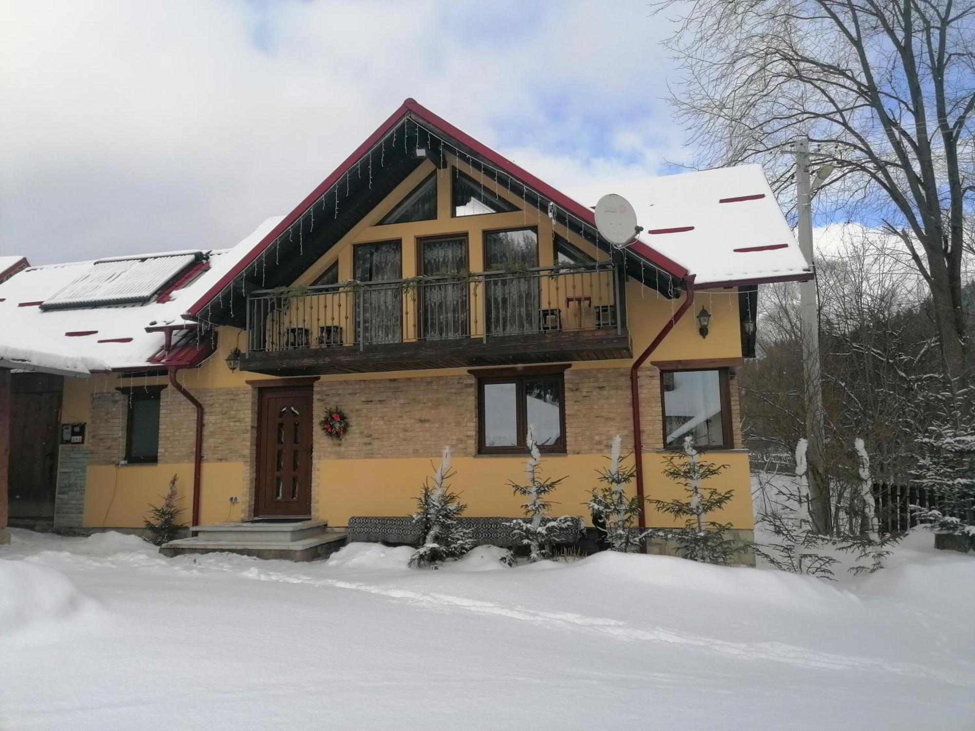 Pensiunea Casa Fierarul din Bucovina Vatra Moldoviţei Cameră foto